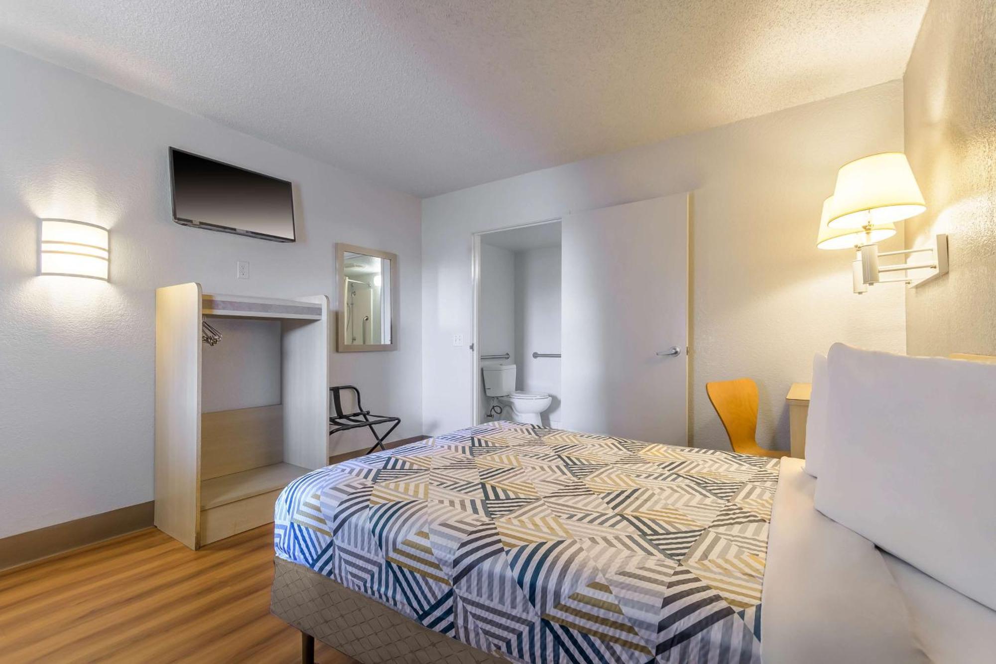 Motel 6 Hayward, Ca- Silicon Valley Gateway Extérieur photo