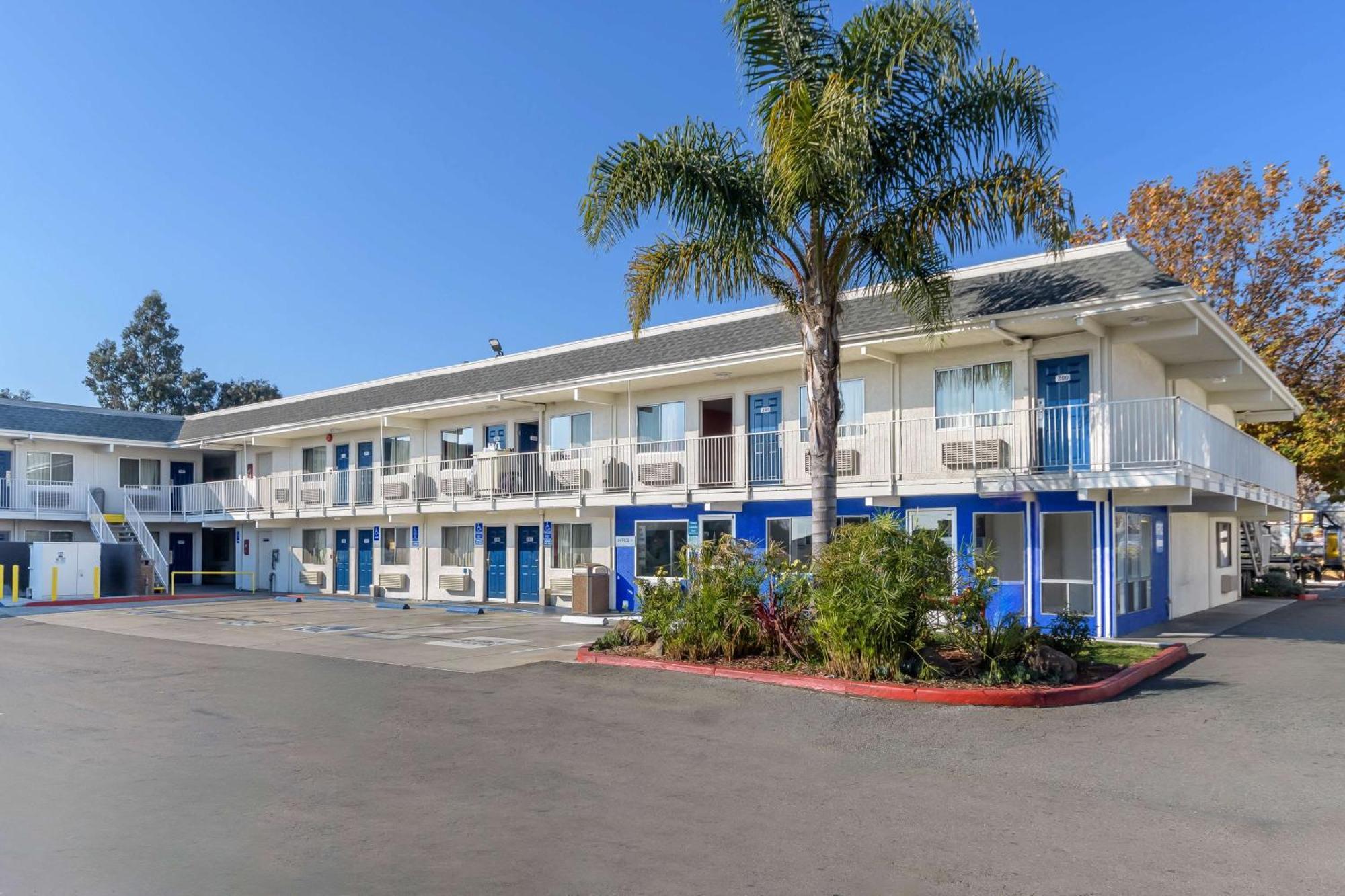 Motel 6 Hayward, Ca- Silicon Valley Gateway Extérieur photo