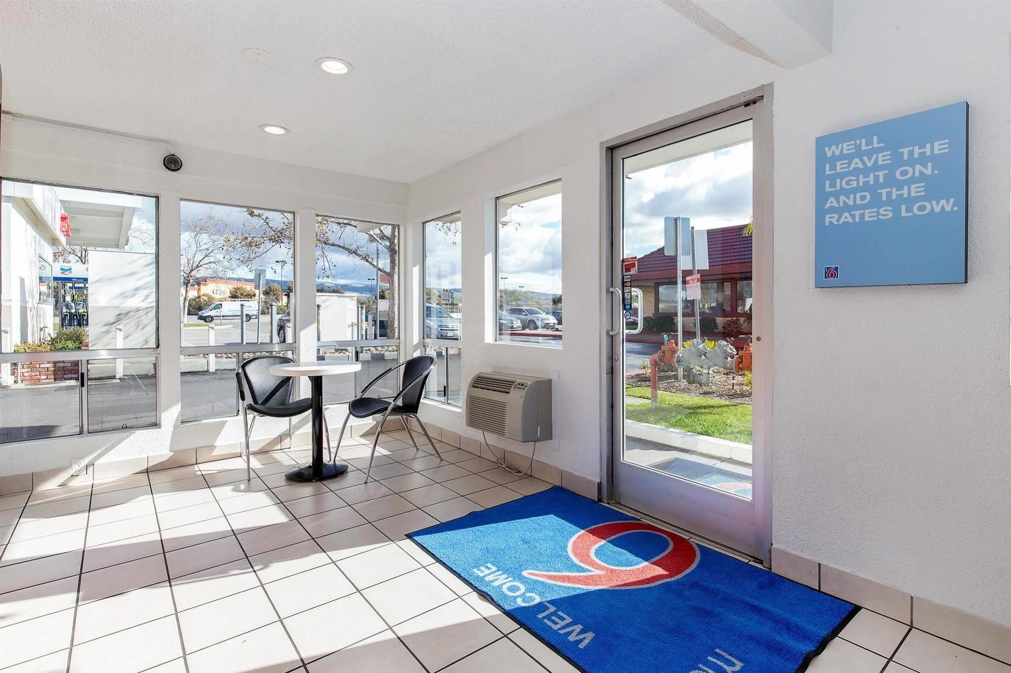 Motel 6 Hayward, Ca- Silicon Valley Gateway Extérieur photo