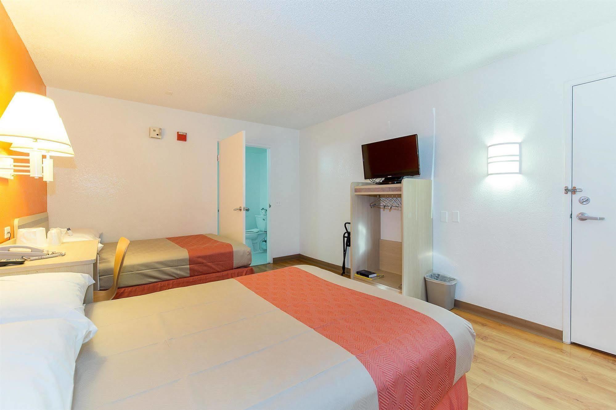 Motel 6 Hayward, Ca- Silicon Valley Gateway Extérieur photo